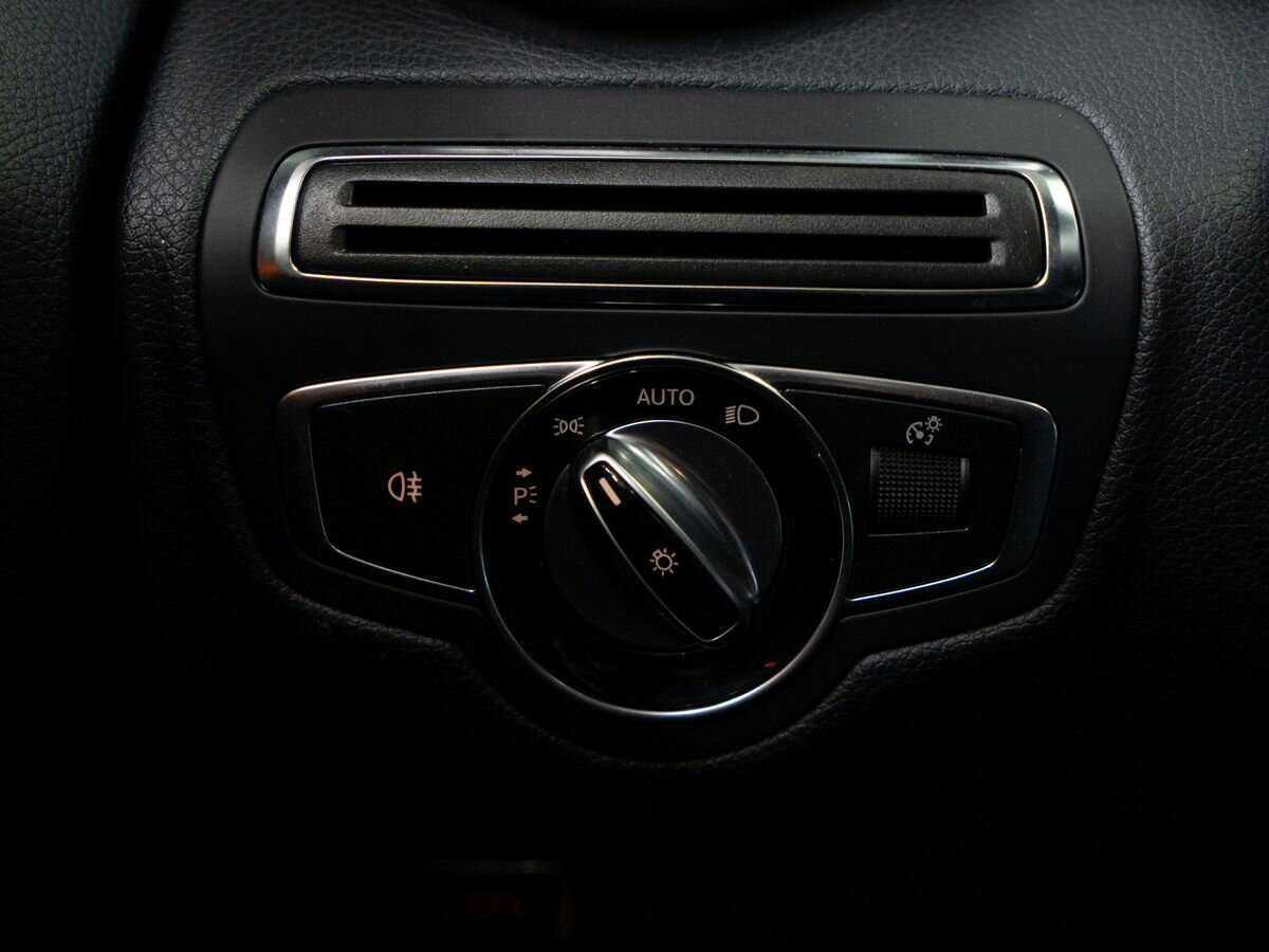 Mercedes-Benz C-Класс с пробегом — 2014 год. Фото: #14