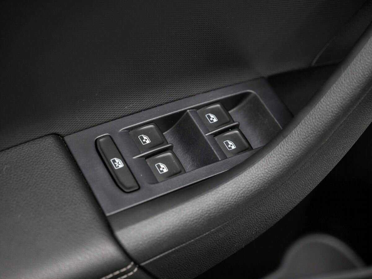 Skoda Rapid с пробегом — 2022 год. Фото: #19