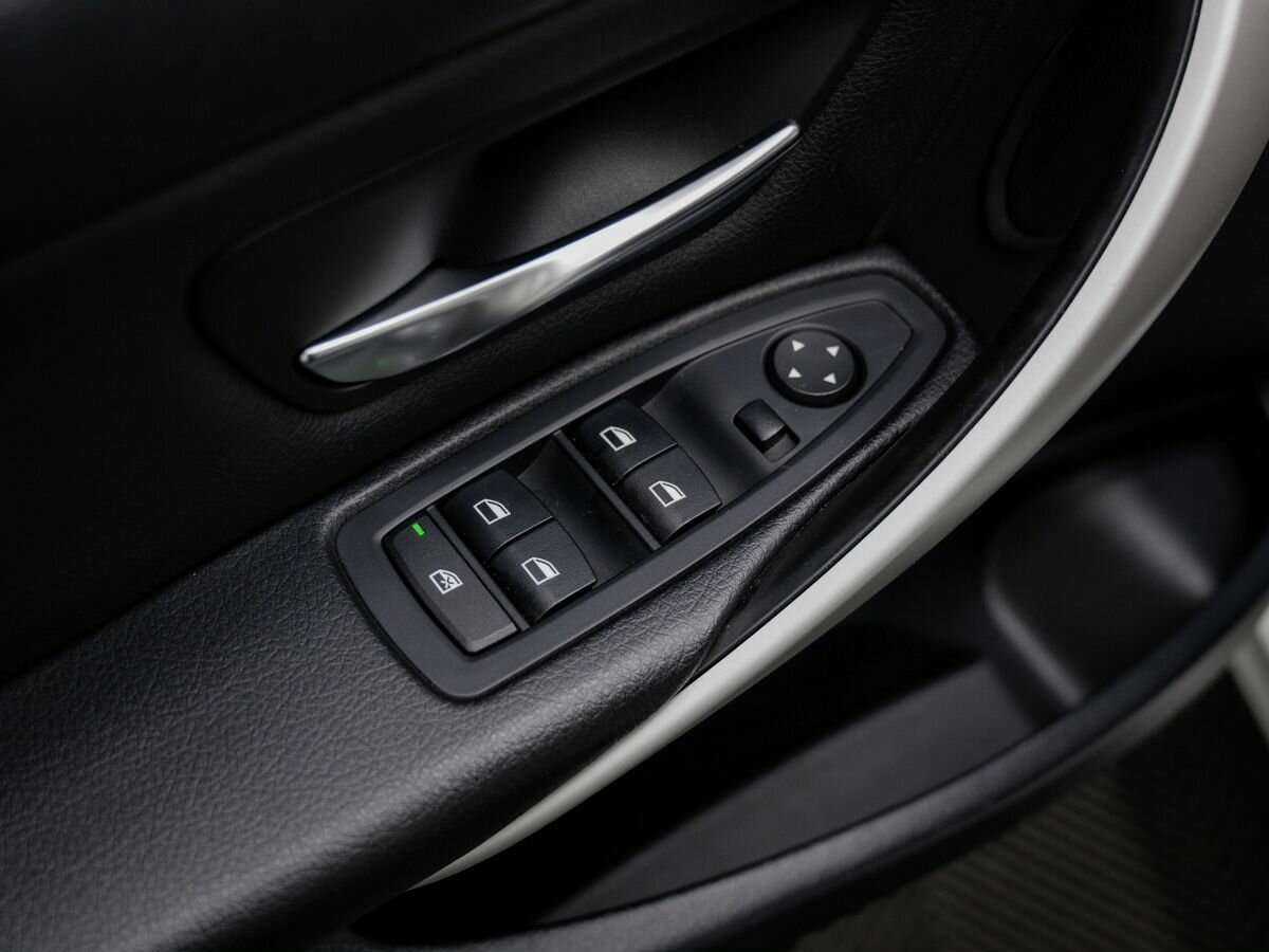 BMW 3 серии с пробегом — 2014 год. Фото: #14