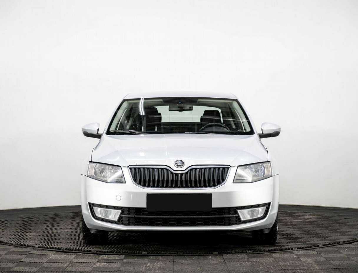 Skoda Octavia с пробегом — 2013 год. Фото: #1