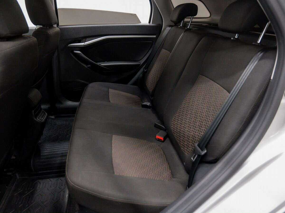 Lada (ВАЗ) Vesta с пробегом — 2021 год. Фото: #8