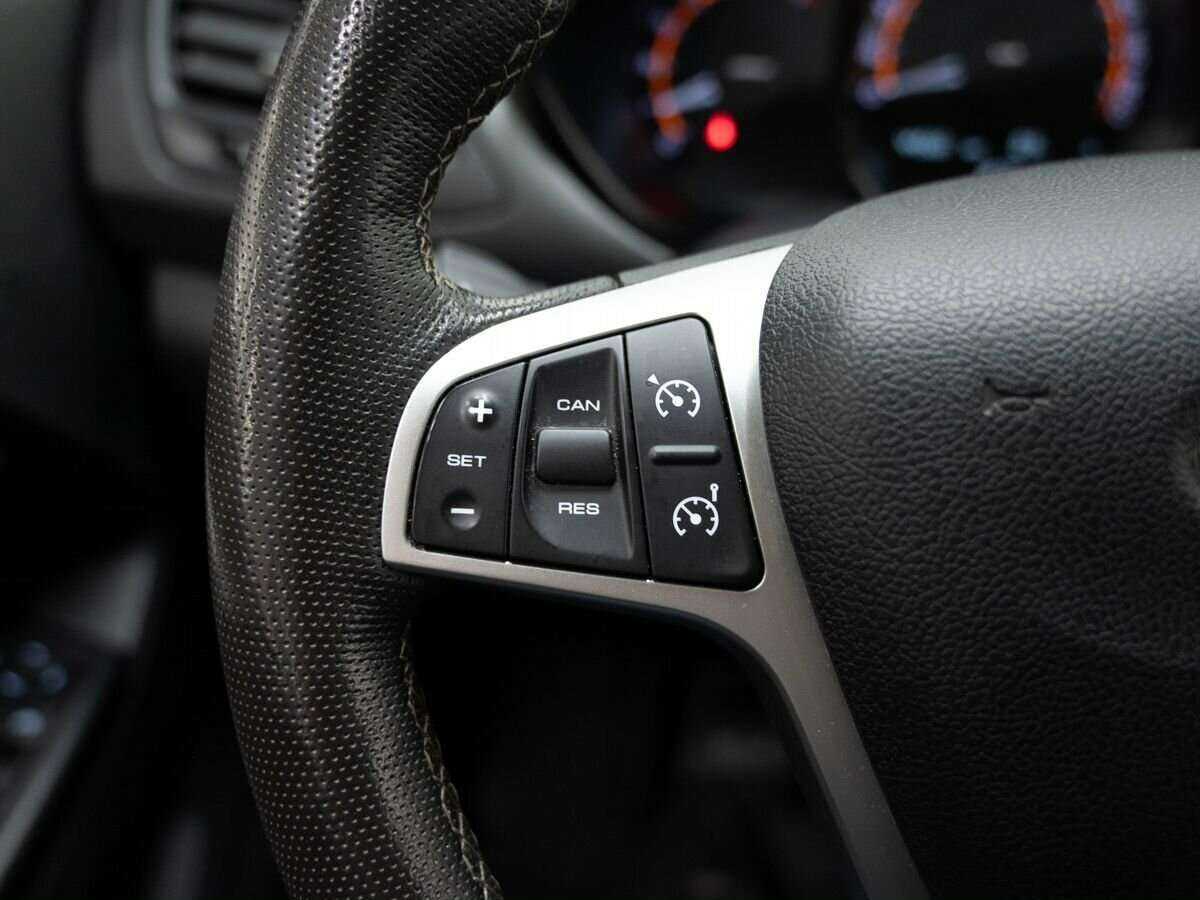 Lada (ВАЗ) Vesta с пробегом — 2021 год. Фото: #13