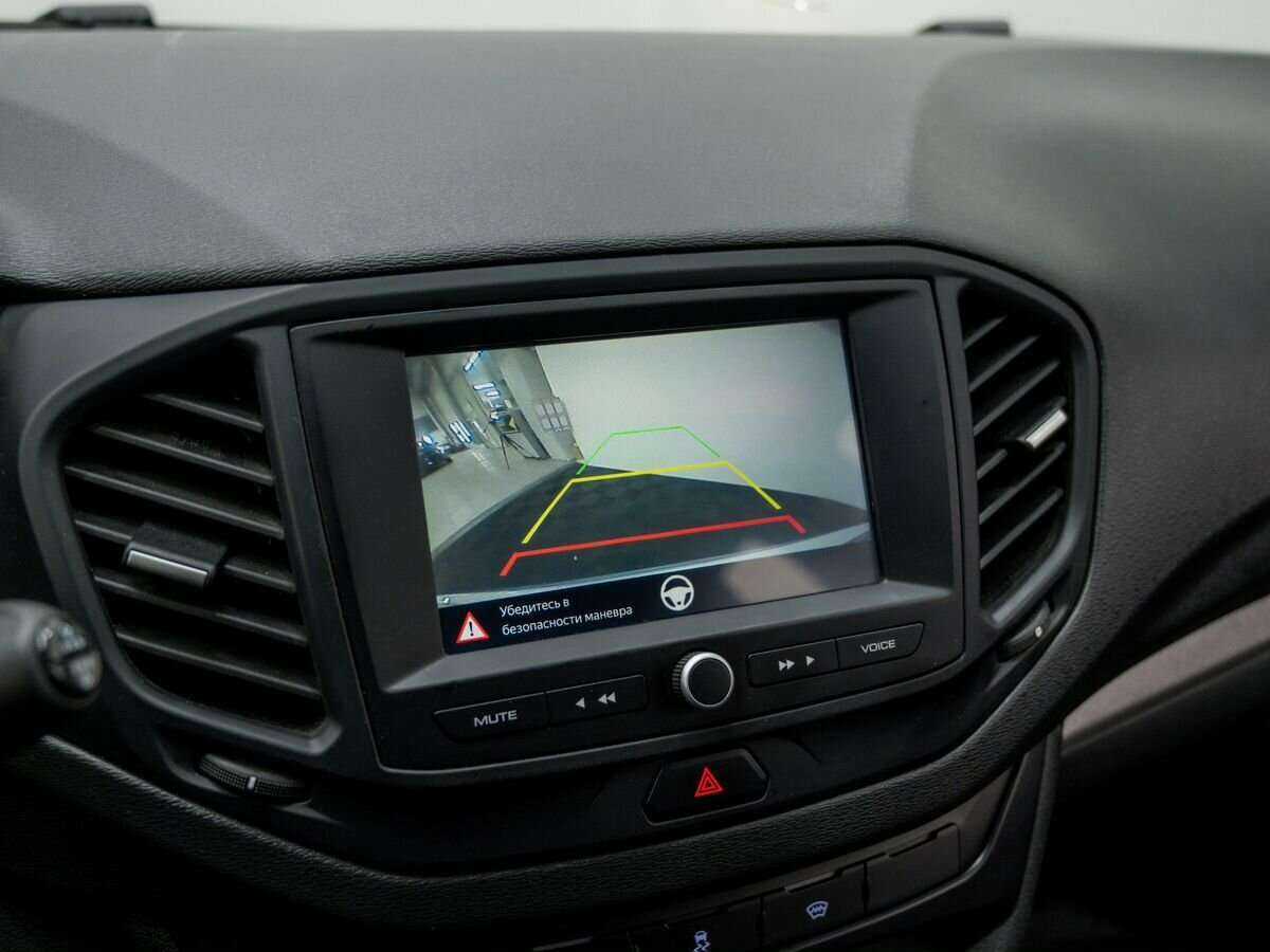 Lada (ВАЗ) Vesta с пробегом — 2021 год. Фото: #19