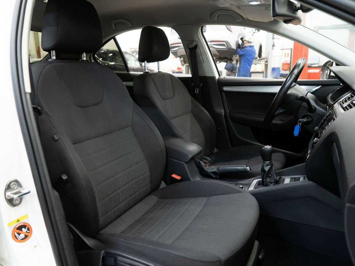 Skoda Octavia с пробегом — 2014 год. Фото: #7