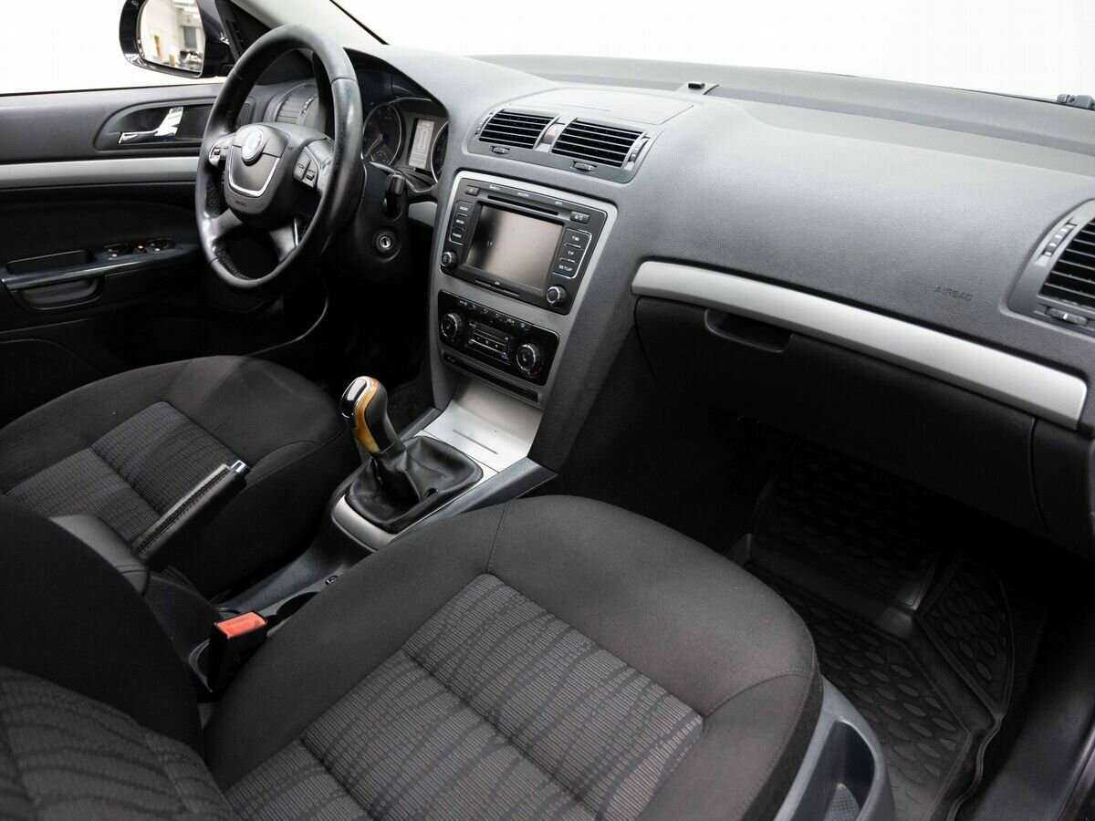 Skoda Octavia с пробегом — 2012 год. Фото: #5