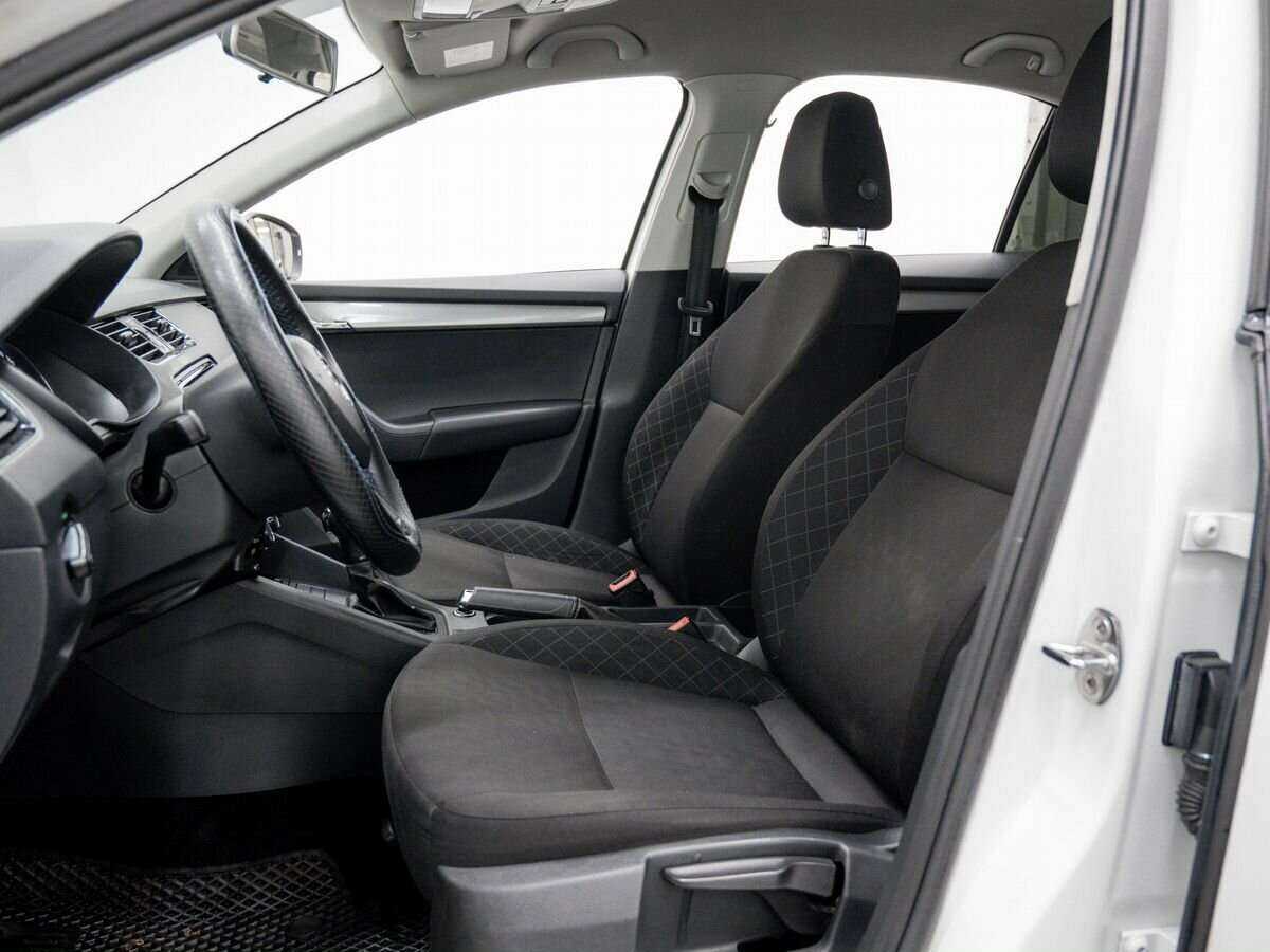 Skoda Octavia с пробегом — 2017 год. Фото: #13