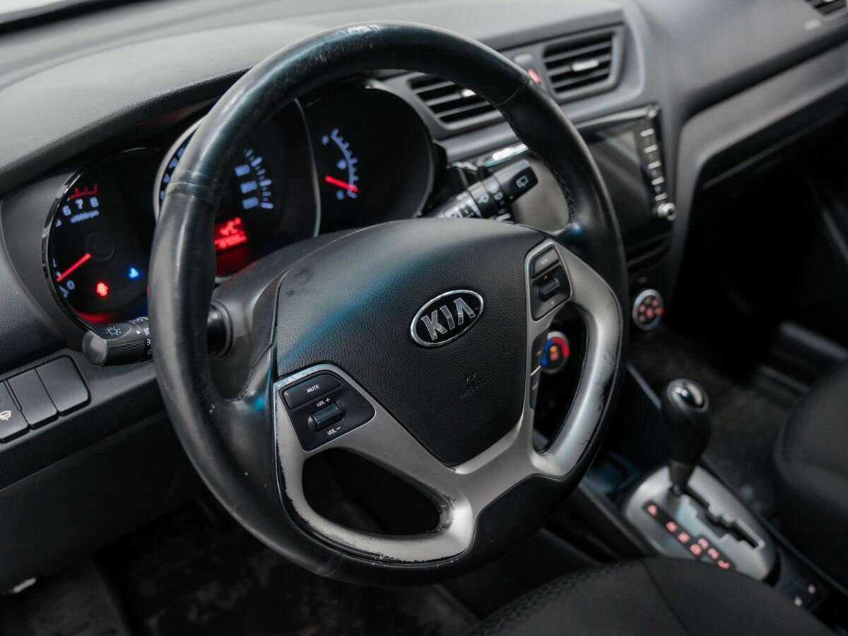 Kia Rio с пробегом — 2017 год. Фото: #16