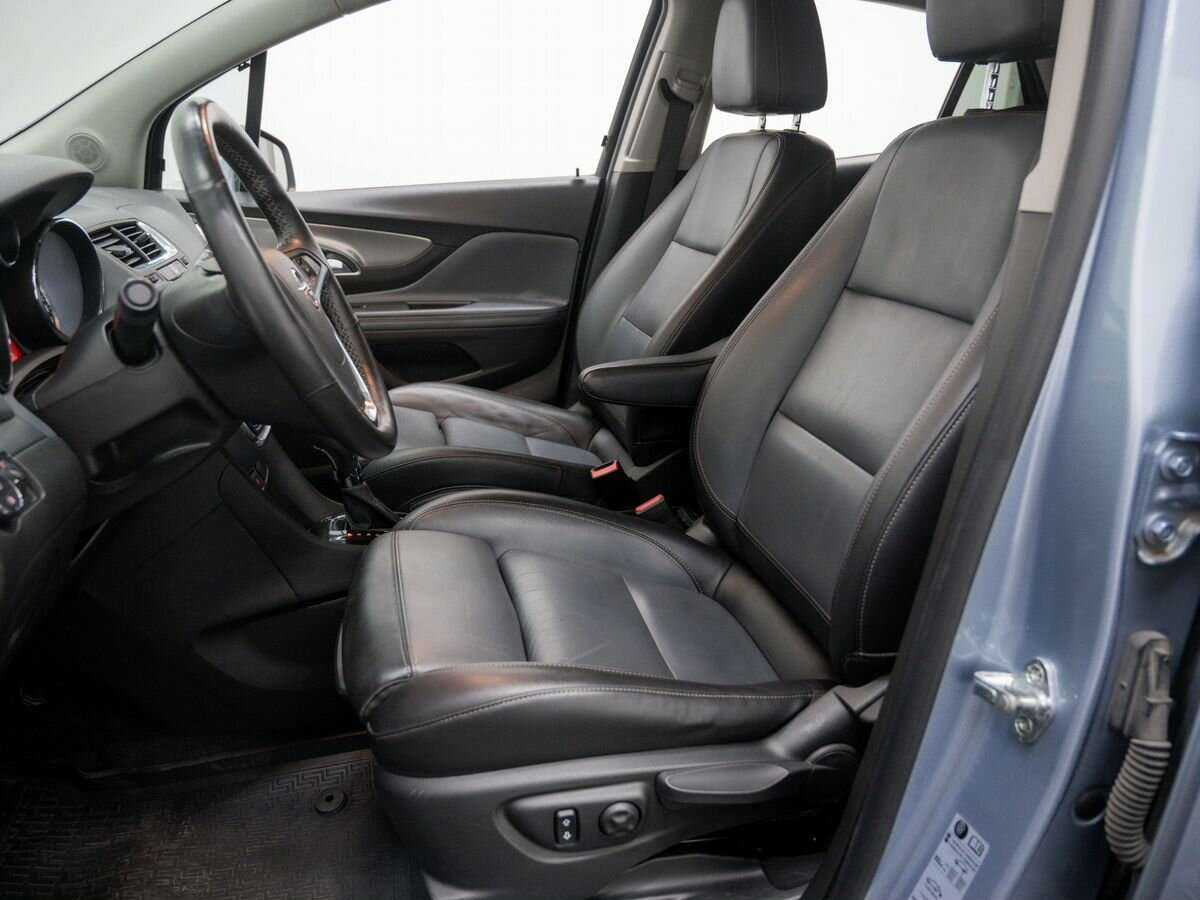Opel Mokka с пробегом — 2012 год. Фото: #12