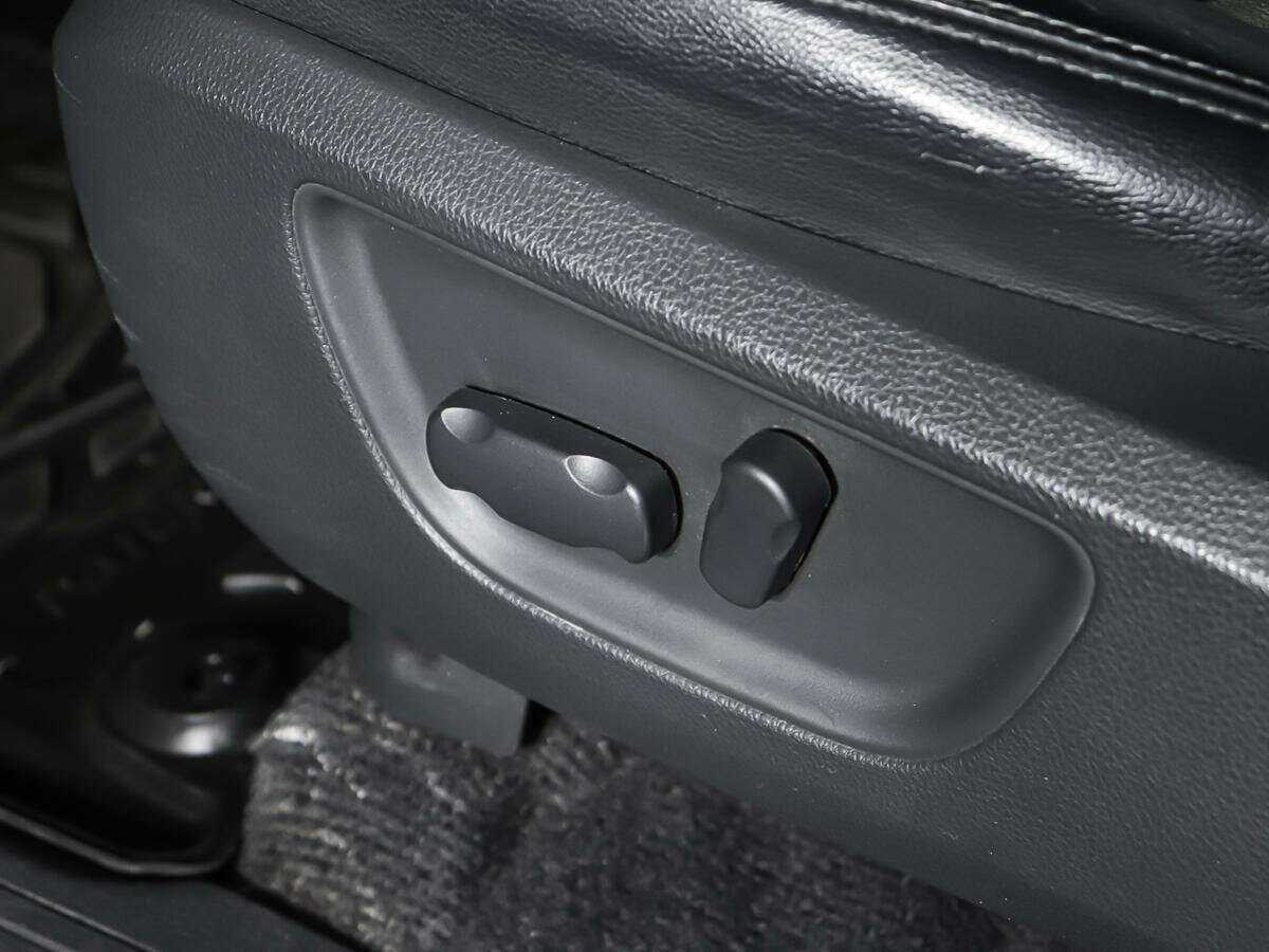 Mitsubishi Pajero Sport с пробегом — 2018 год. Фото: #16