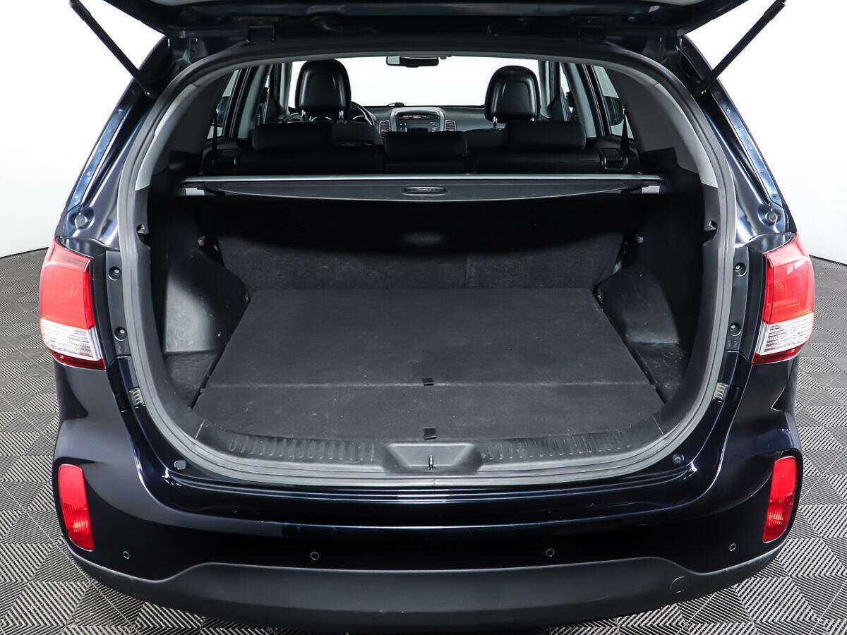 Kia Sorento с пробегом — 2016 год. Фото: #8