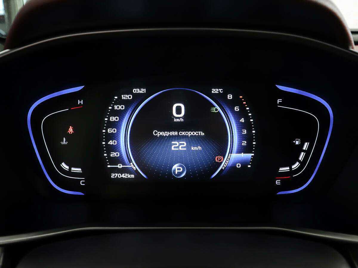 Geely Coolray с пробегом — 2022 год. Фото: #13