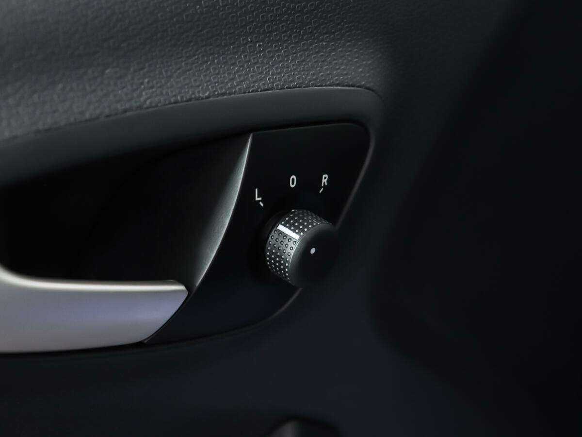 SEAT Ibiza с пробегом — 2012 год. Фото: #15