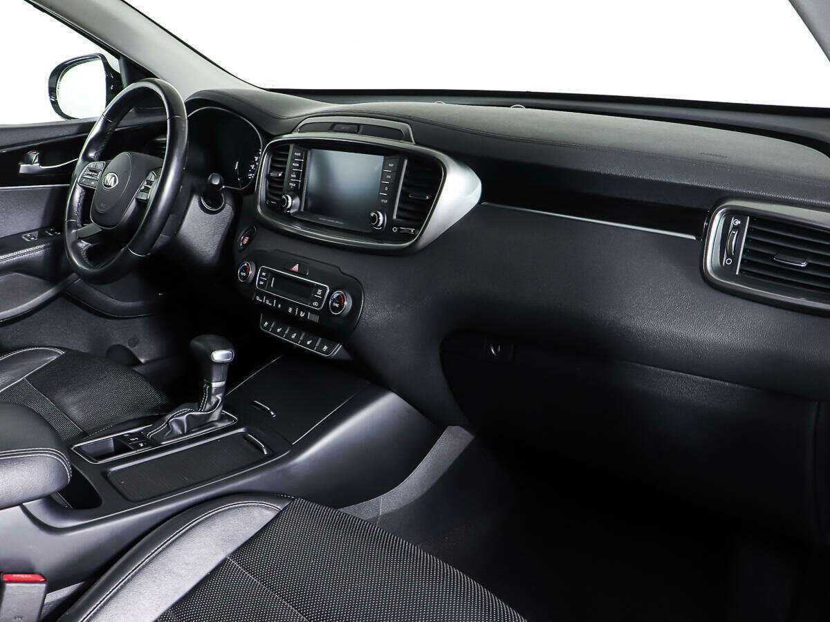 Kia Sorento с пробегом — 2018 год. Фото: #8