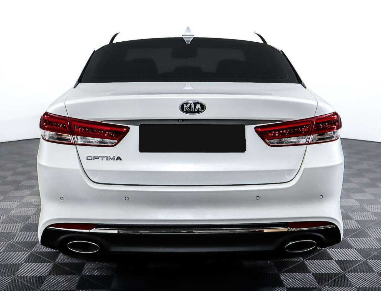 Kia Optima с пробегом — 2017 год. Фото: #5