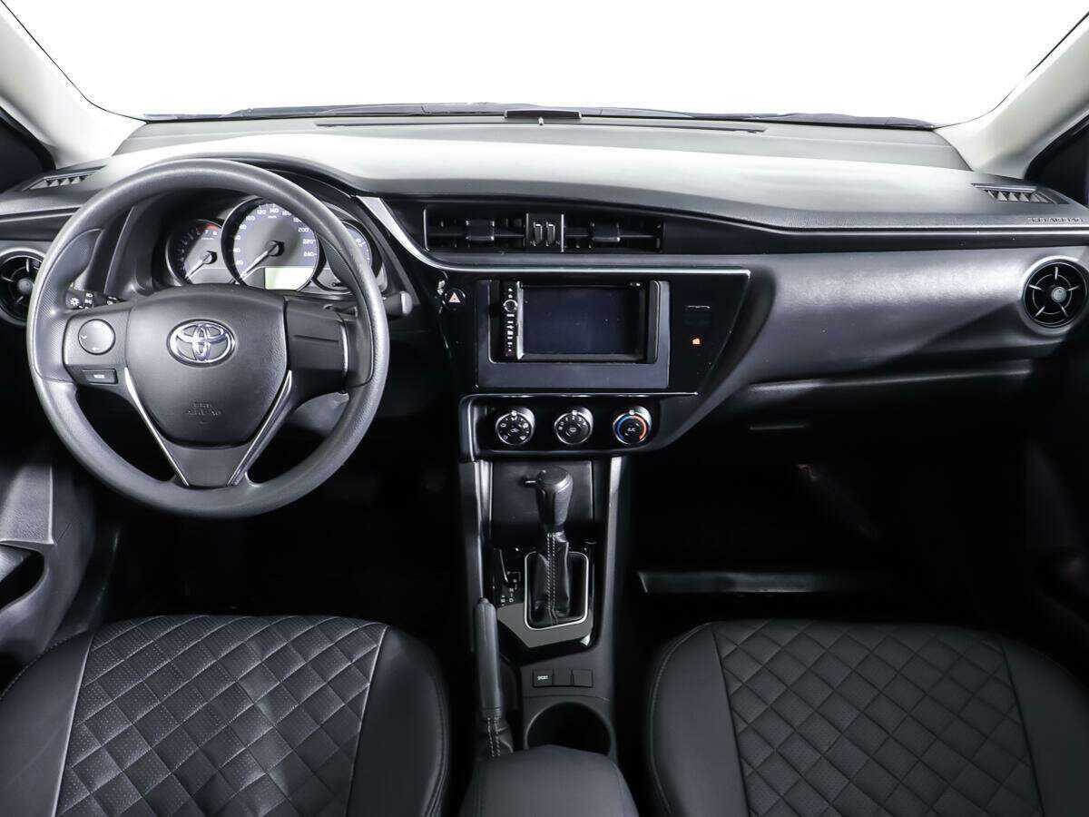 Toyota Corolla с пробегом — 2016 год. Фото: #10