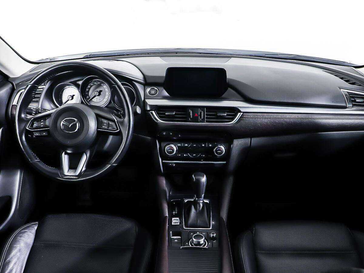 Mazda 6 с пробегом — 2018 год. Фото: #10
