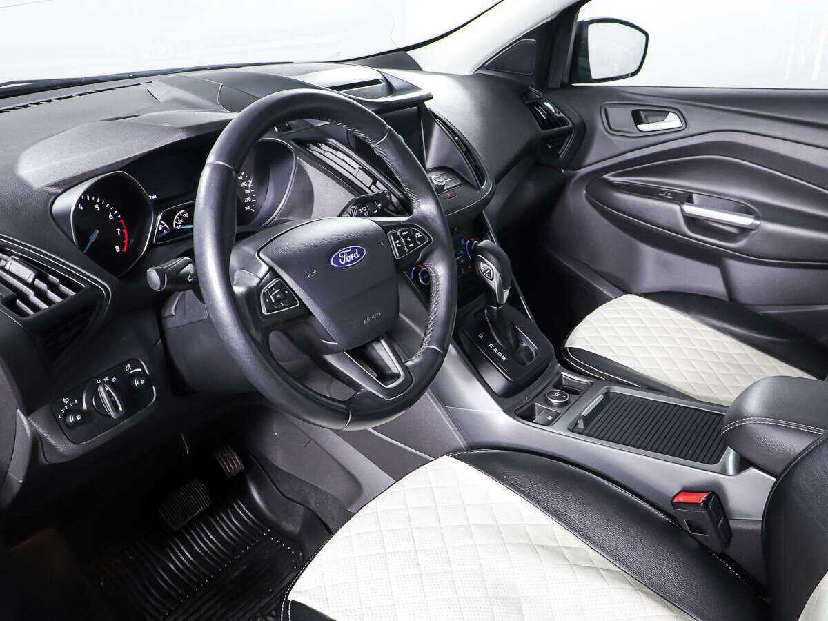 Ford Kuga с пробегом — 2019 год. Фото: #12