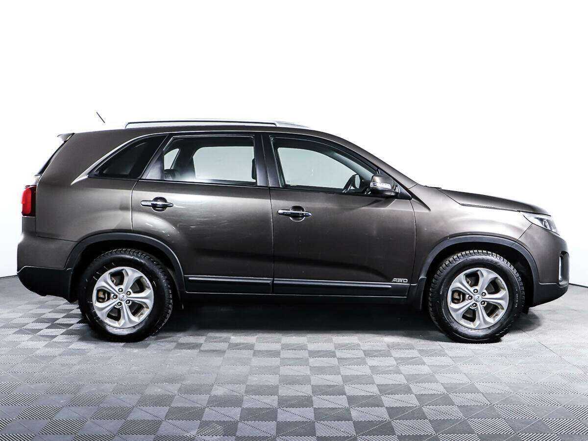 Kia Sorento с пробегом — 2017 год. Фото: #3