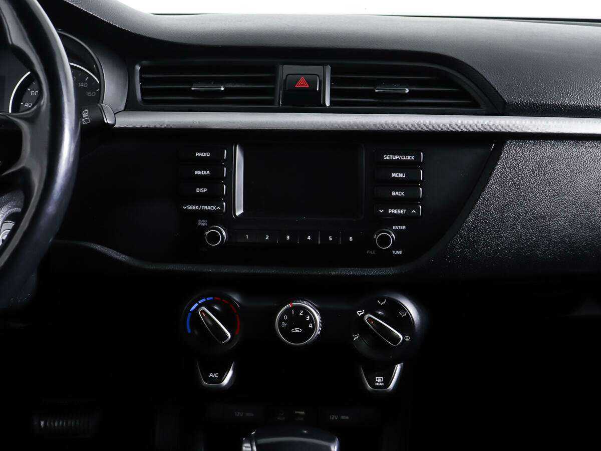 Kia Rio с пробегом — 2018 год. Фото: #11