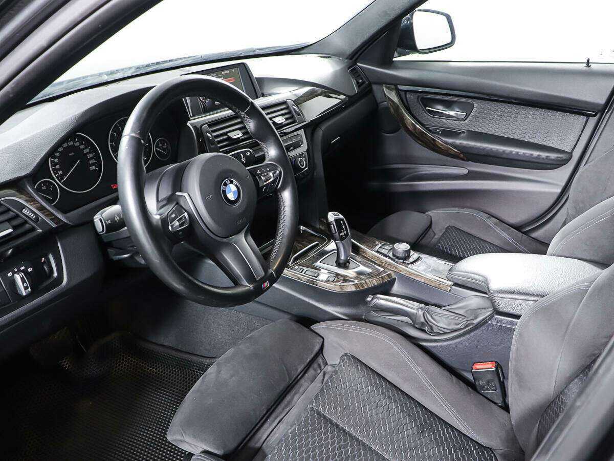 BMW 3 серии с пробегом — 2016 год. Фото: #12