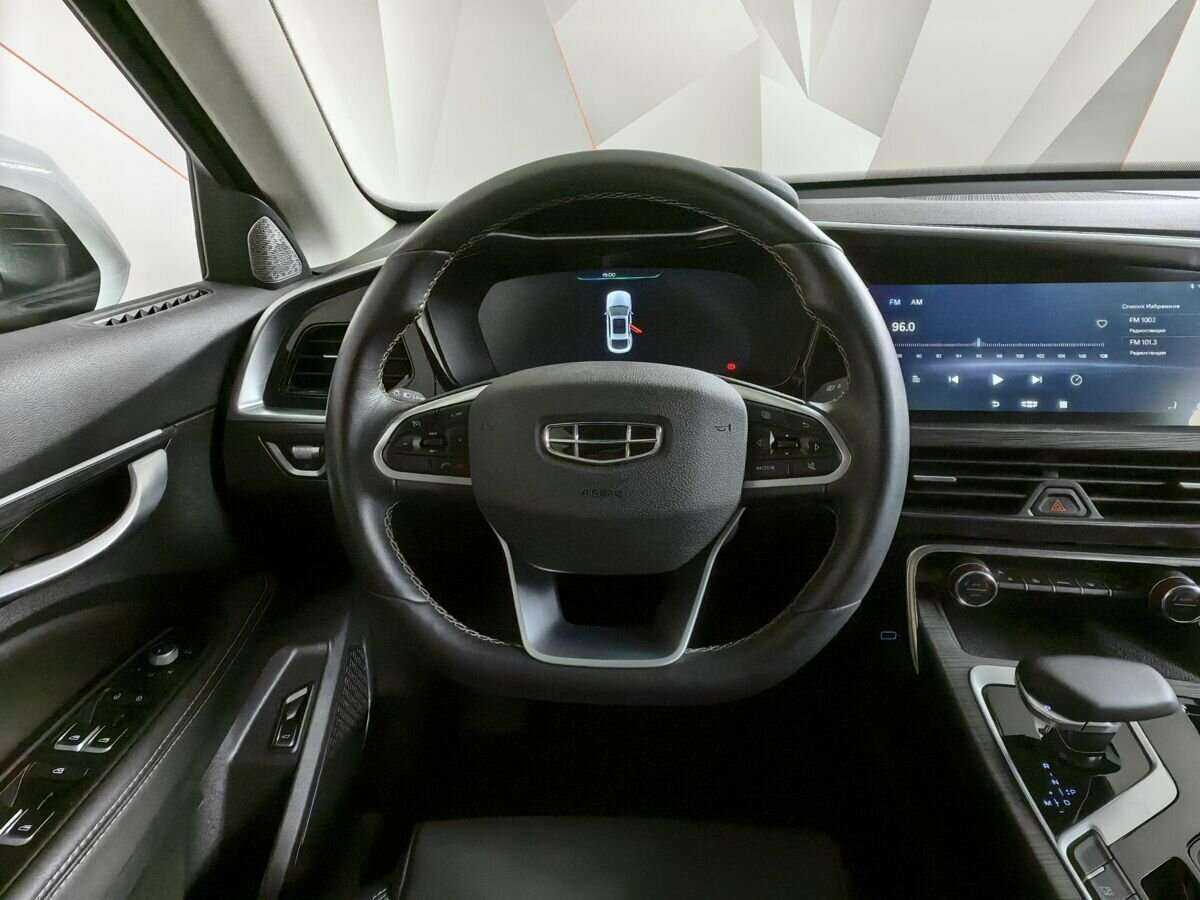 Geely Tugella с пробегом — 2022 год. Фото: #13