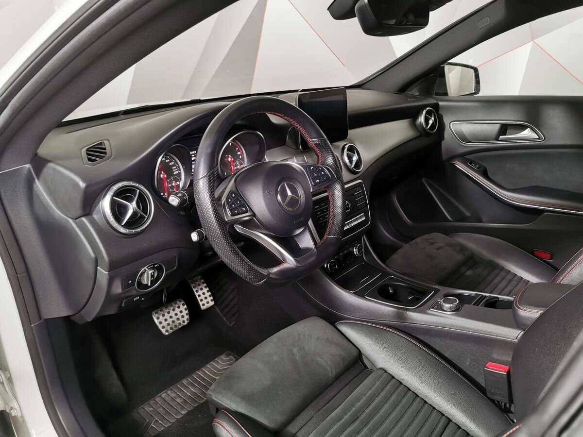Mercedes-Benz CLA с пробегом — 2017 год. Фото: #13
