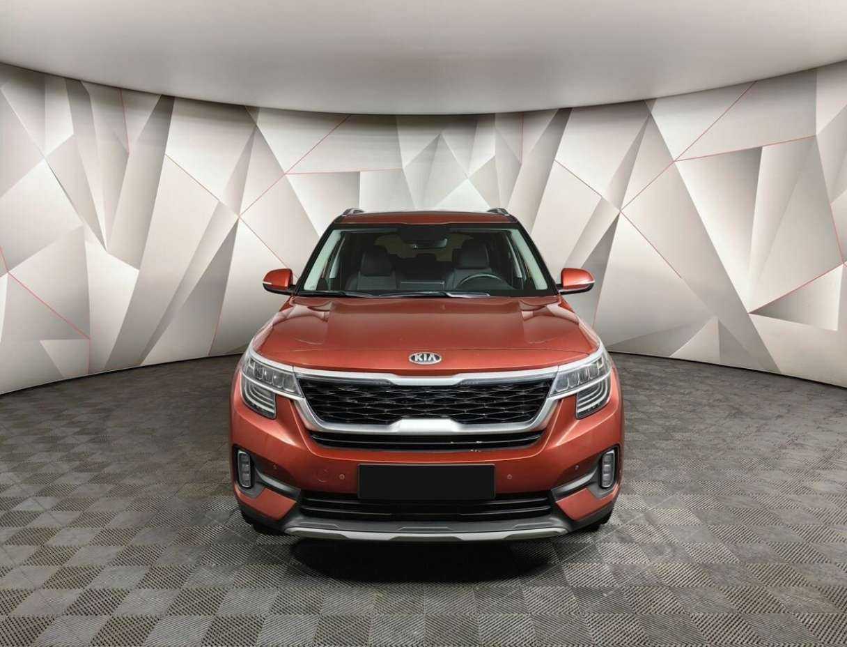 Kia Seltos с пробегом — 2021 год. Фото: #6