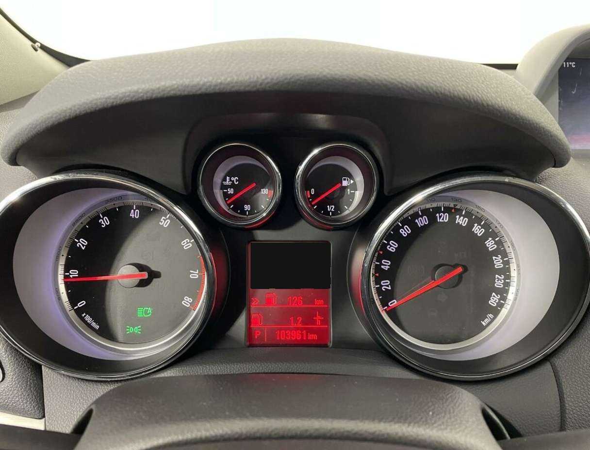 Opel Mokka с пробегом — 2014 год. Фото: #10