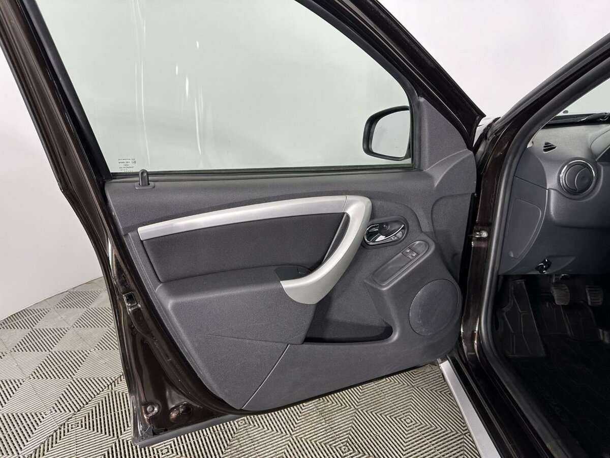 Nissan Terrano с пробегом — 2019 год. Фото: #6