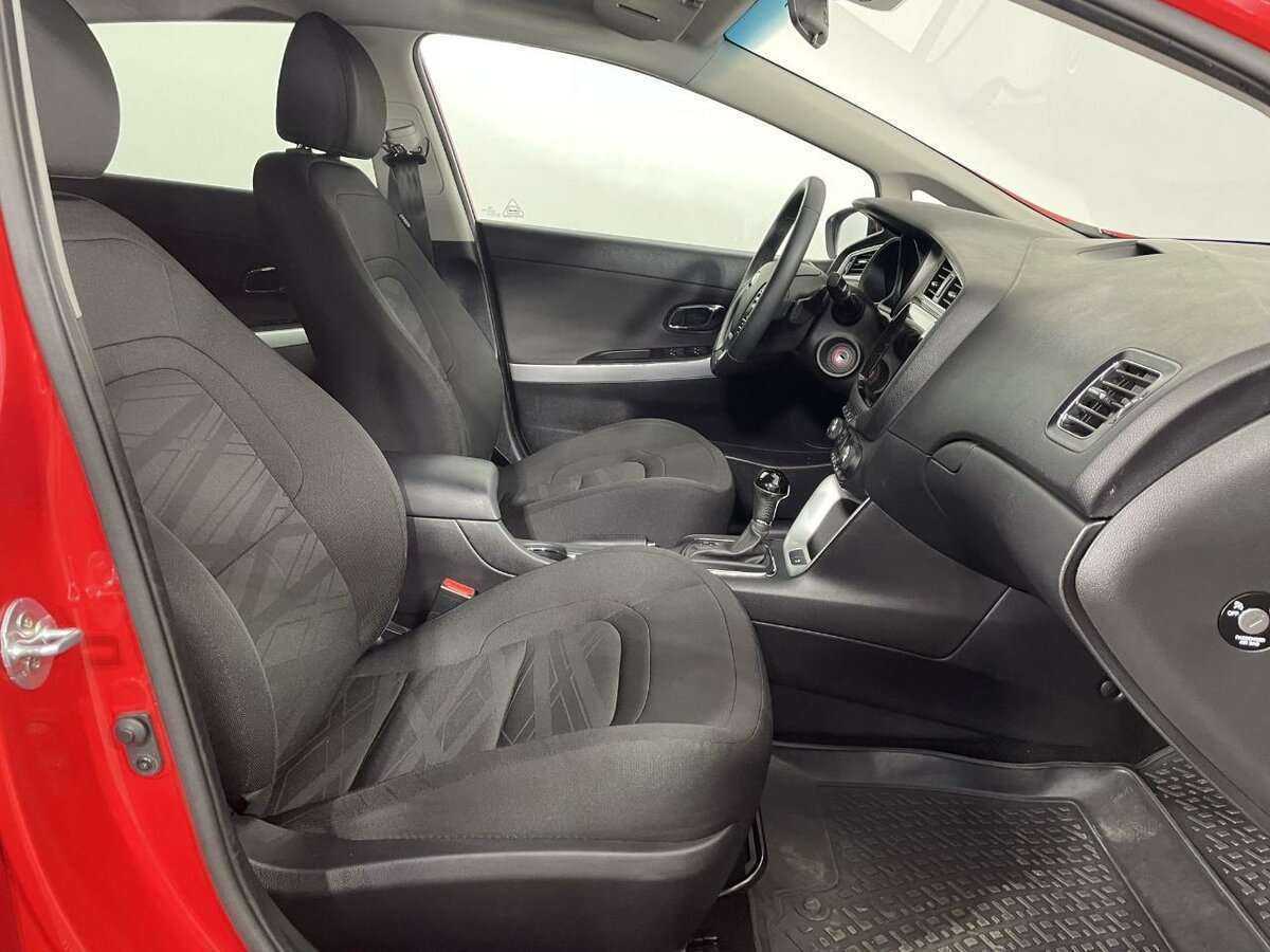 Kia Ceed с пробегом — 2018 год. Фото: #13