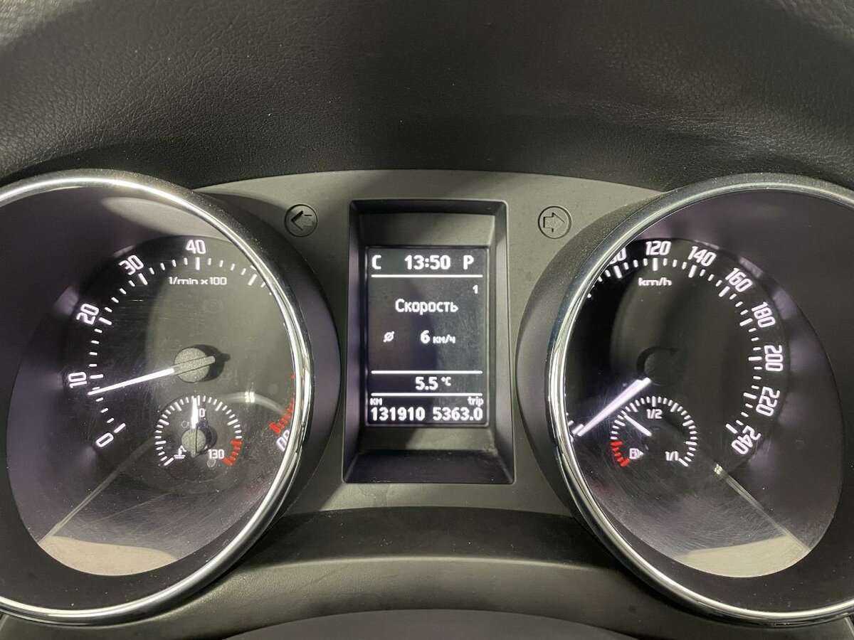 Skoda Yeti с пробегом — 2012 год. Фото: #10