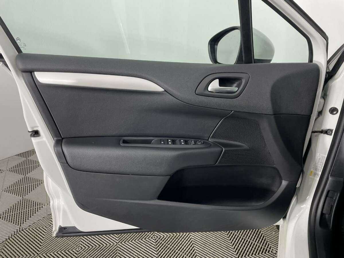 Citroen C4 с пробегом — 2021 год. Фото: #7