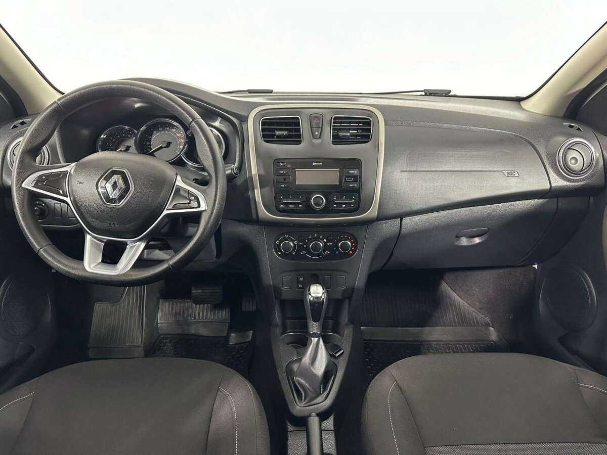 Renault Sandero с пробегом — 2019 год. Фото: #6