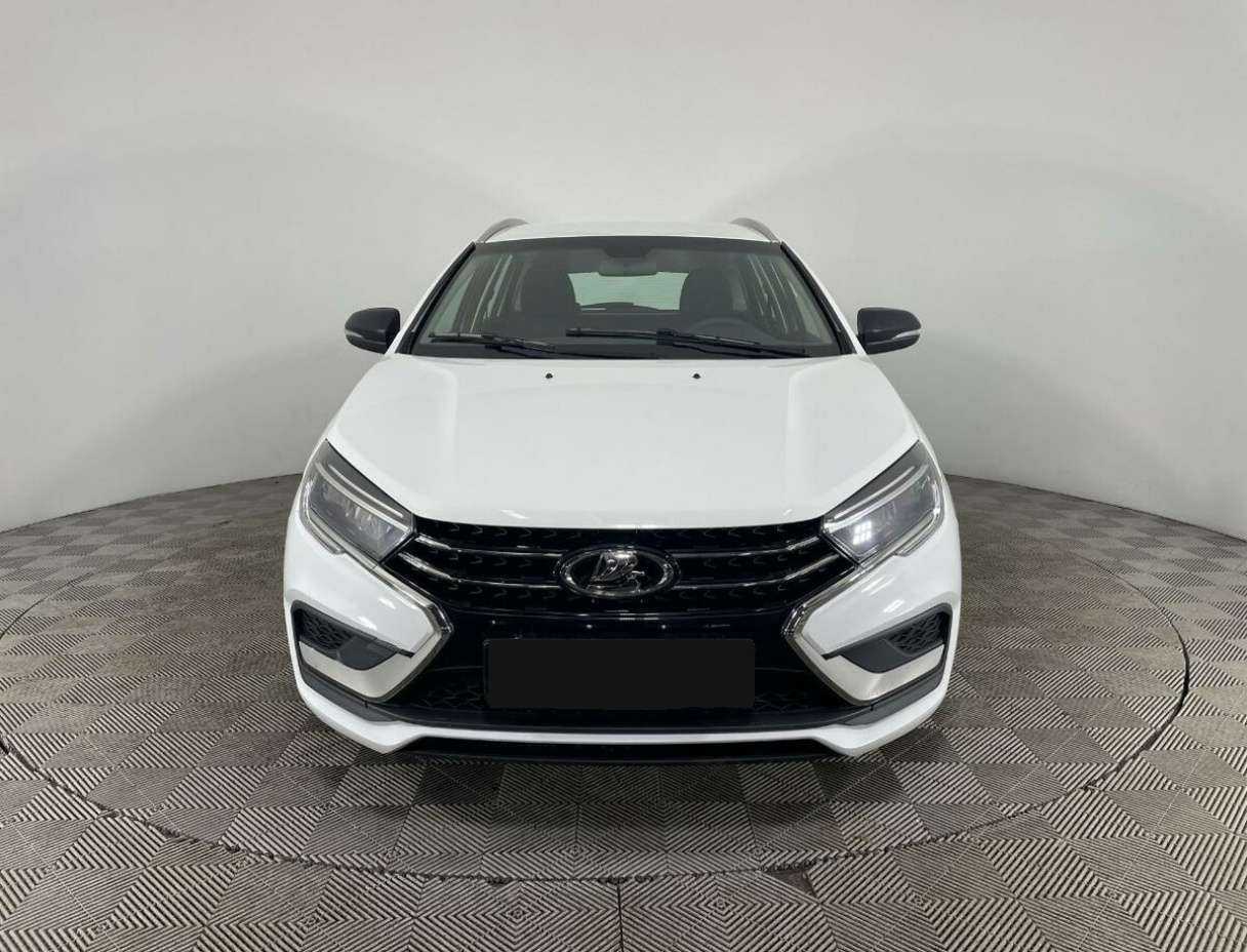 Lada (ВАЗ) Vesta с пробегом — 2023 год. Фото: #1