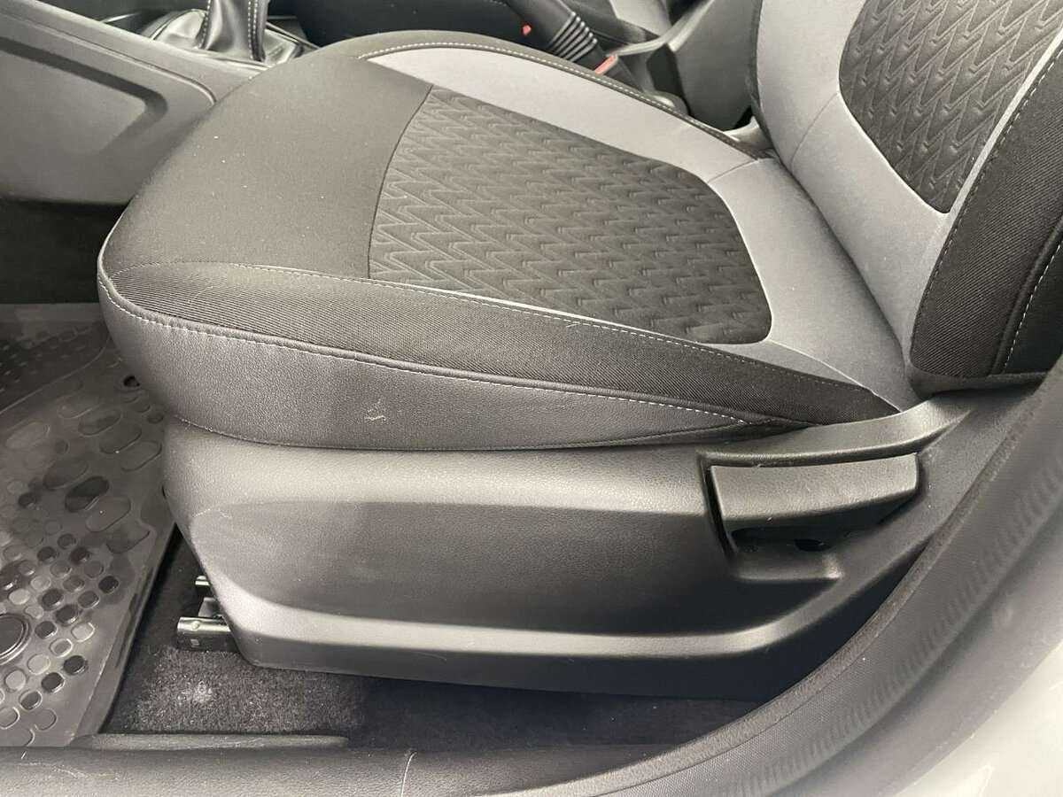 Lada (ВАЗ) Vesta с пробегом — 2023 год. Фото: #9