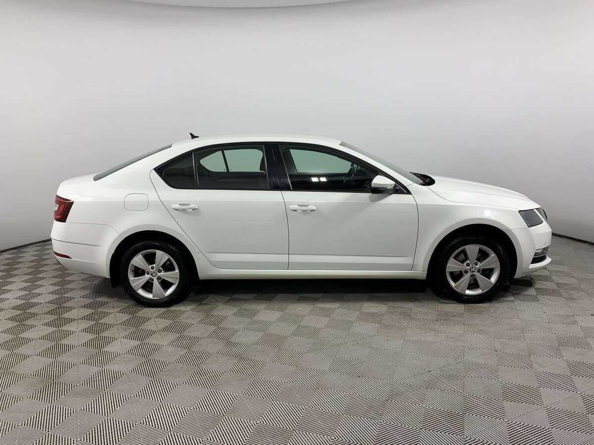 Skoda Octavia с пробегом — 2018 год. Фото: #3