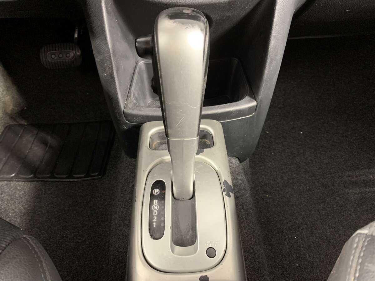 Nissan Note с пробегом — 2012 год. Фото: #14