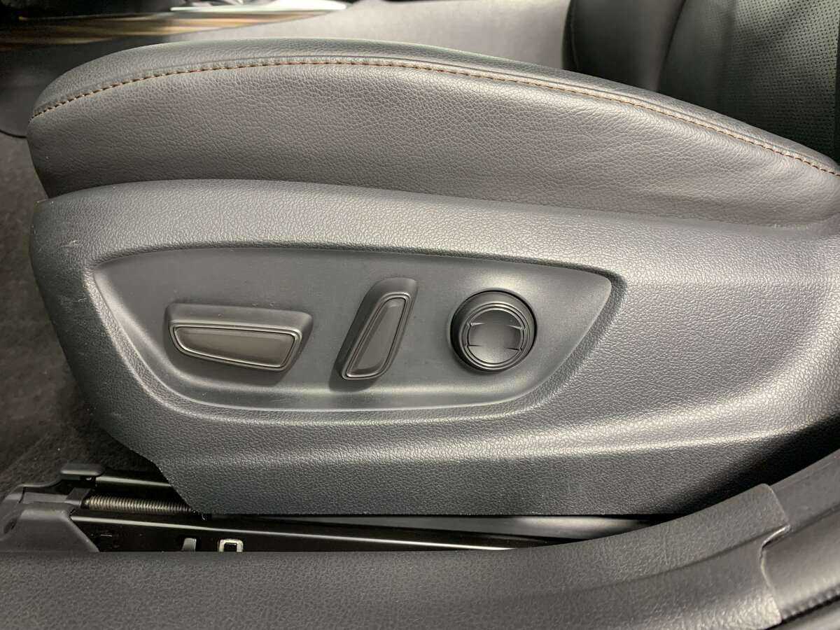 Toyota Camry с пробегом — 2020 год. Фото: #14