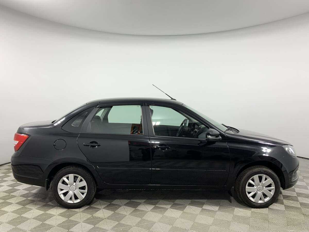 Lada (ВАЗ) Granta с пробегом — 2022 год. Фото: #3