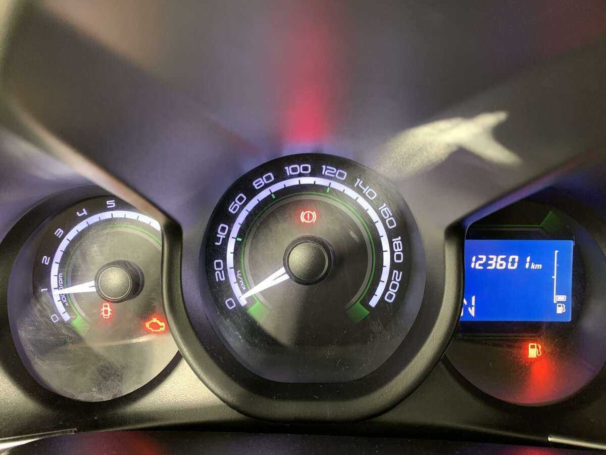 Lada (ВАЗ) XRAY с пробегом — 2018 год. Фото: #10