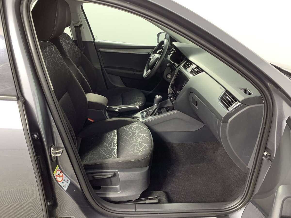 Skoda Octavia с пробегом — 2020 год. Фото: #14