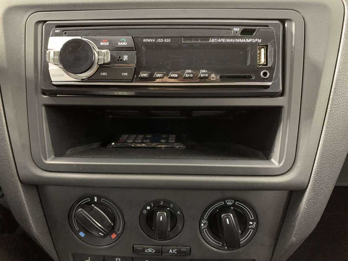 Skoda Rapid с пробегом — 2017 год. Фото: #14