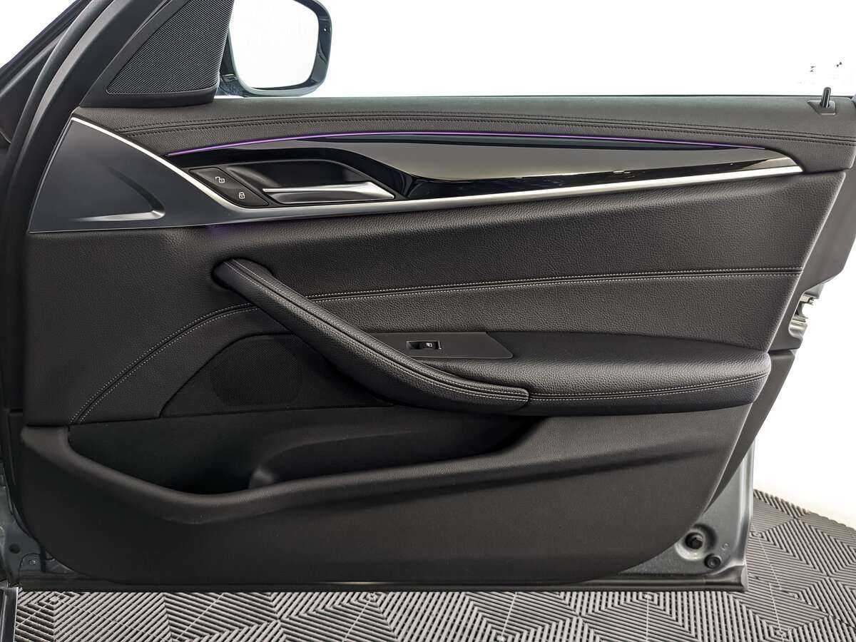 BMW 5 серии с пробегом — 2019 год. Фото: #17