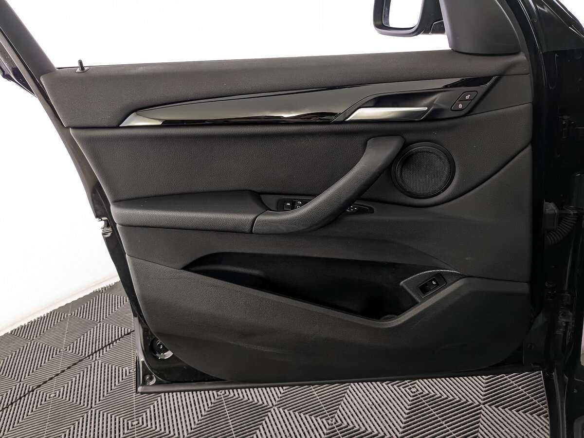 BMW X1 с пробегом — 2021 год. Фото: #16