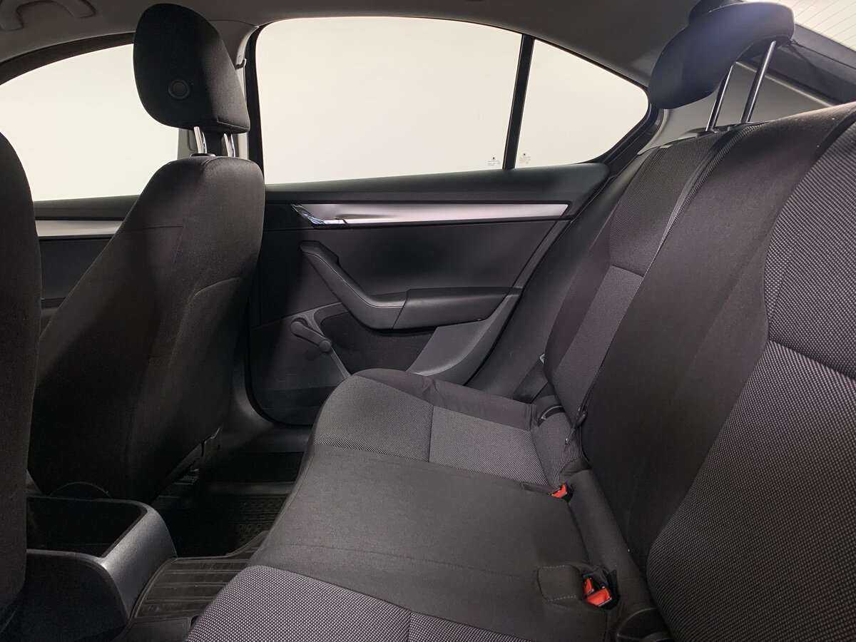 Skoda Octavia с пробегом — 2014 год. Фото: #15