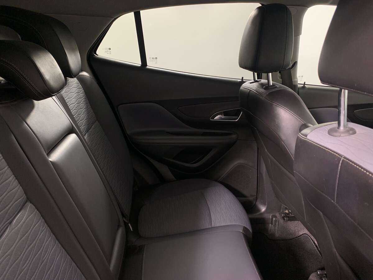 Opel Mokka с пробегом — 2014 год. Фото: #14