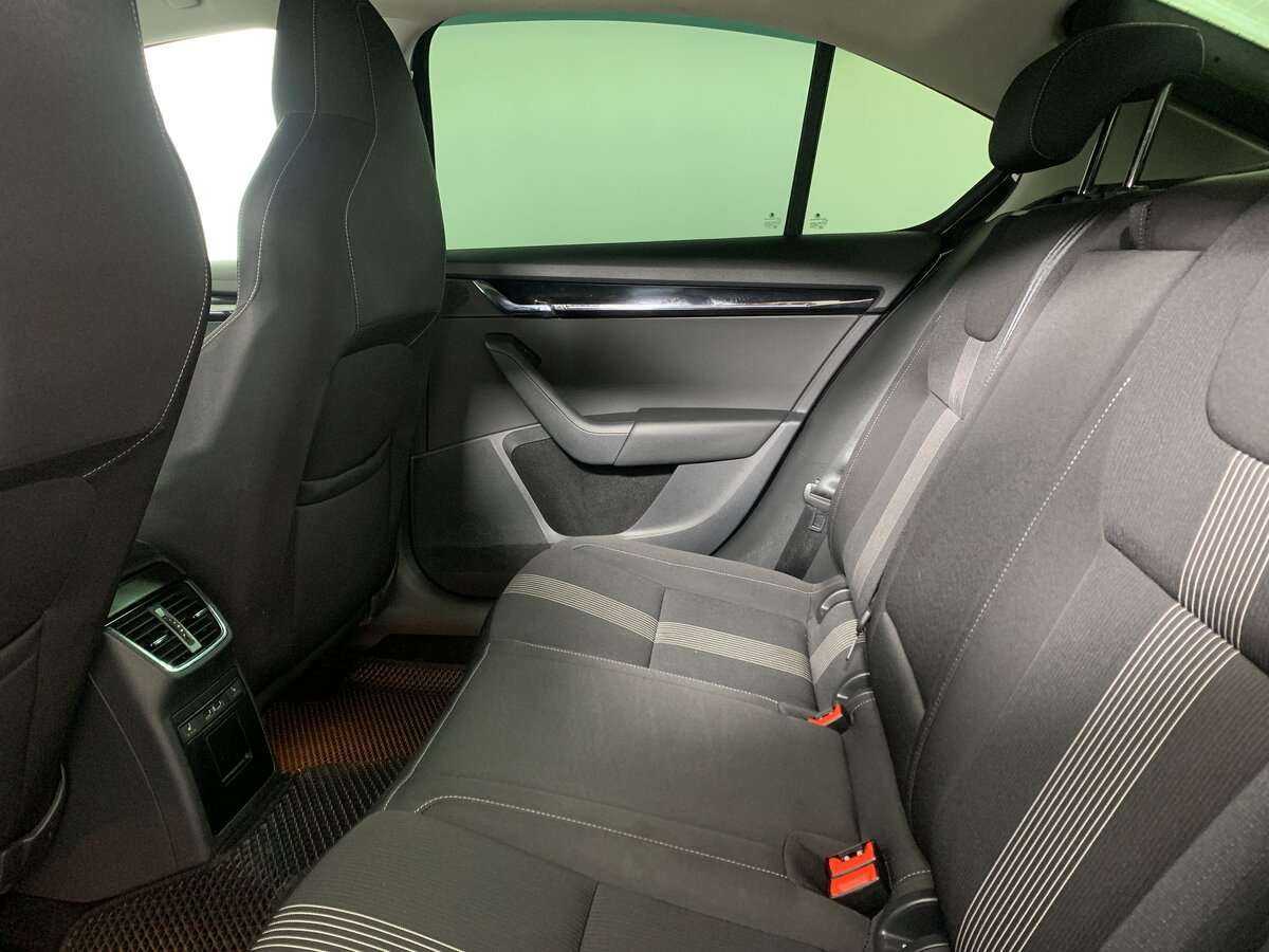 Skoda Octavia с пробегом — 2018 год. Фото: #15