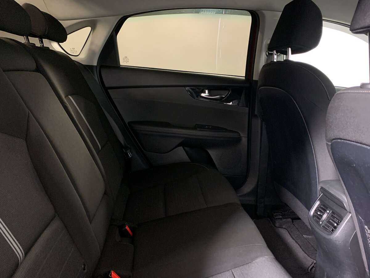 Kia Cerato с пробегом — 2019 год. Фото: #14