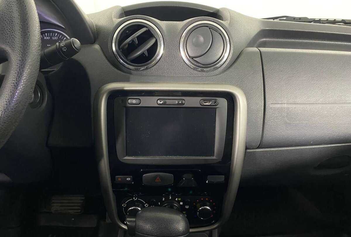 Renault Duster с пробегом — 2014 год. Фото: #11