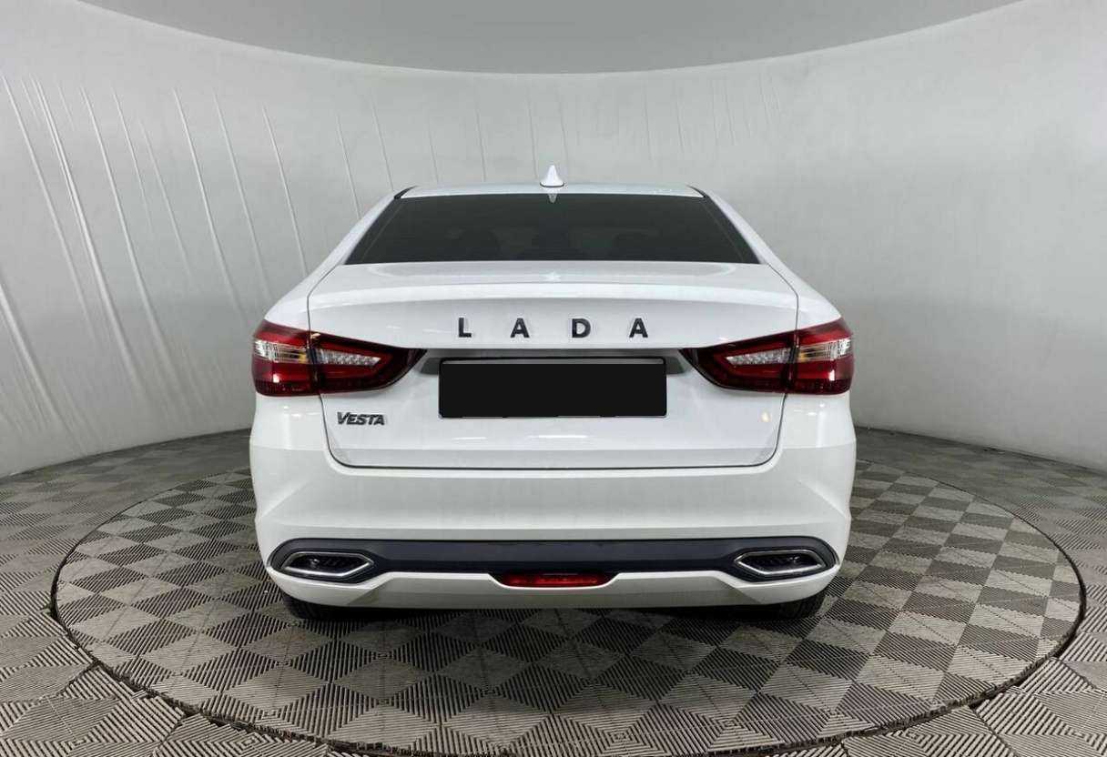 Lada (ВАЗ) Vesta с пробегом — 2023 год. Фото: #5